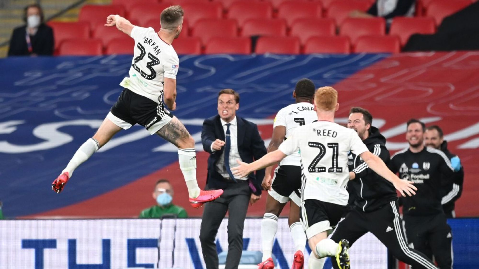 健的防守策 健的防守策